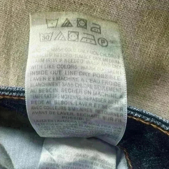 Levi’s Classic Curve Boot Cut Jeans size 12 excellent condition. No flaws. - Picture 8 of 12